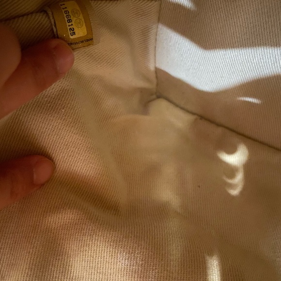 Preloved Chanel bucket chain bag-full set - Picture 11 of 13